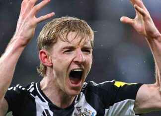 Anthony Gordon: Liverpool Gol Sevinci, Newcastle’a Sevgisi ve Kupa Kazanma Arzusu anthony-gordon-liverpool-gol-sevinci-newcastlea-sevgisi-ve-kupa-kazanma-arzusu