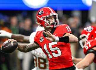 Georgia’nın CFP Çeyrek Final Maçında Dirsek Sakatlığı Nedeniyle Muhtemelen Oynamayacak: Rapor georgiann-cfp-eyrek-final-manda-dirsek-sakatl-nedeniyle-muhtemelen-oynamayacak-rapor