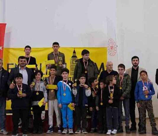 Manavgat ELO Satranç Turnuvası: 250 Sporcunun Katılımıyla Güzel Bir Turnuva news-04122024-140057