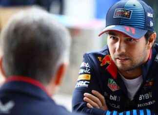 Sergio Perez’in Ayrılığı Hakkında Christian Horner Yorumları: O, Durumun Farkında news-04122024-140739