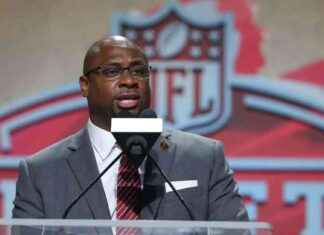 NFL’de Kural Değişikliği: Düşük Blokları Yasaklamak ve Onside Vuruşlarını İncelemek nflde-kural-deiiklii-dk-bloklar-yasaklamak-ve-onside-vurularn-incelemek