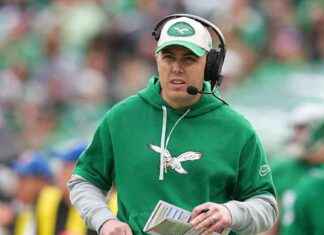 NFL Haberleri: Kellen Moore ve Saints, Süper Bowl 59 Sonrası HC İşi İçin Yeniden Görüşecek nfl-haberleri-kellen-moore-ve-saints-sper-bowl-59-sonras-hc-ii-iin-yeniden-grecek