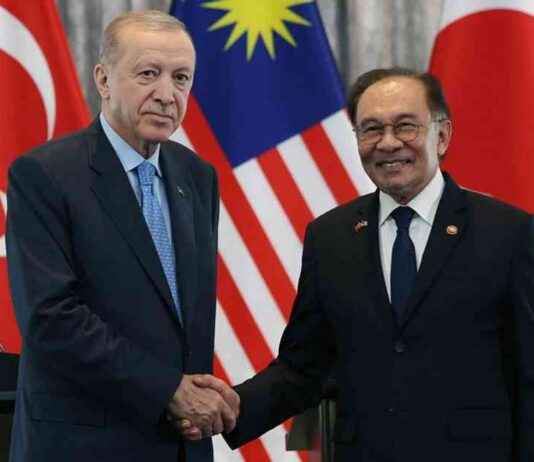 Malezya Başbakanı İbrahim’in Erdoğan Paylaşımı Gündemde malezya-babakan-ibrahimin-erdoan-paylam-gndemde